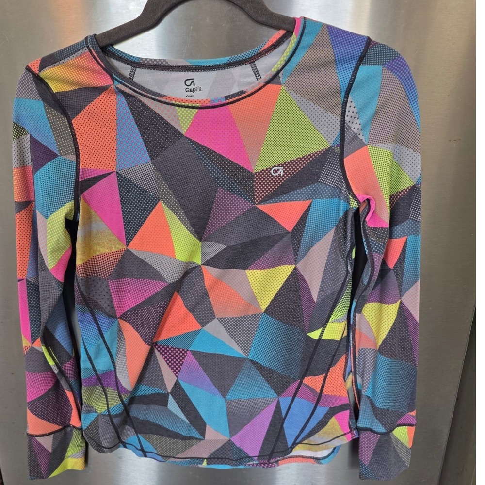 GapFit Women XL Breathe T Long Sleeve Geometric Prism Athletic Top Multicolor
